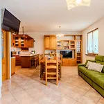 Campasc By Interhome